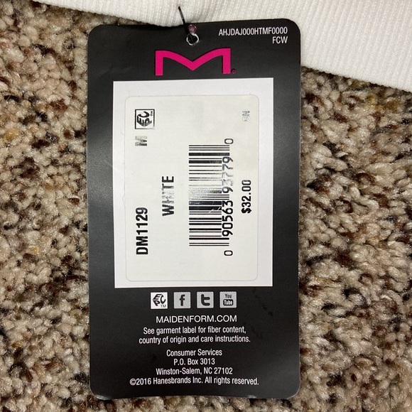 Maidenform DM1129 Lightly Lined Bralette White Maidenform DM1129 Lightly Lined Bralette White